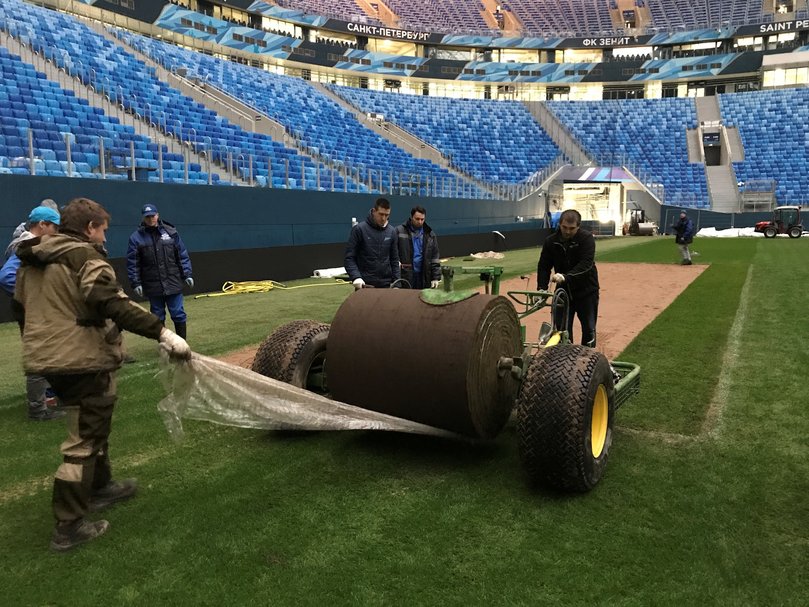 St Petersburg Zenit Arena 02.jpg